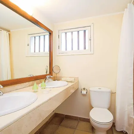 Puerto Del Carmen Sleeps 6 Air Con Wifi Puerto del Carmen (Lanzarote)